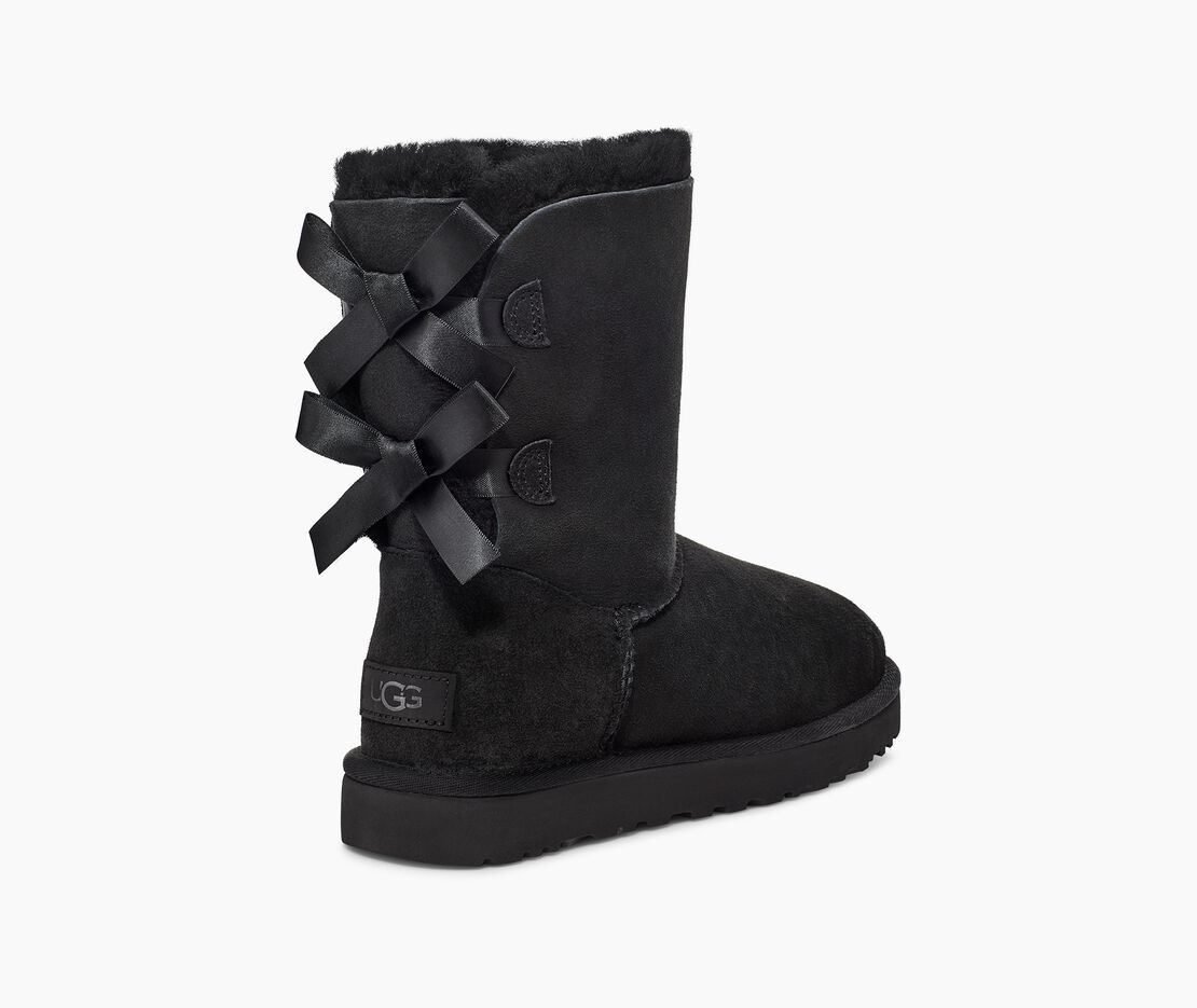 Уггі жіночі UGG Short Bailey Bow Classic 2 Black