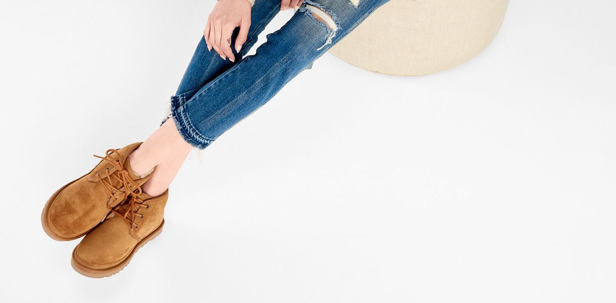 Жіночі черевики UGG Neumel Chestnut