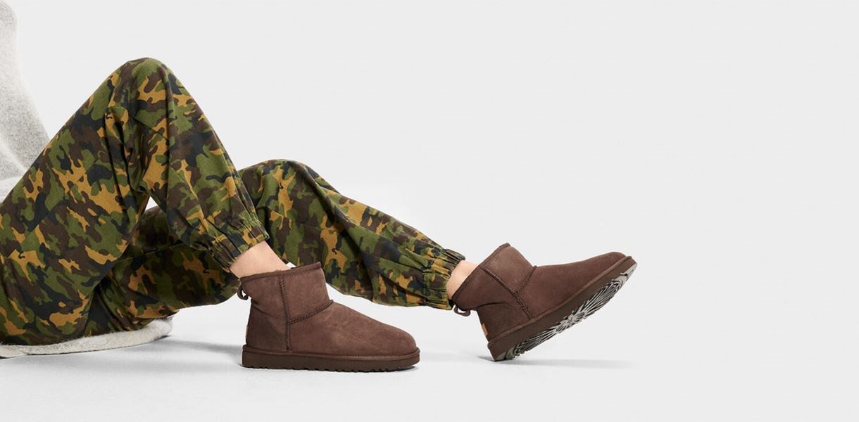 Уггі жіночі UGG Classic 2 Mini Chocolate